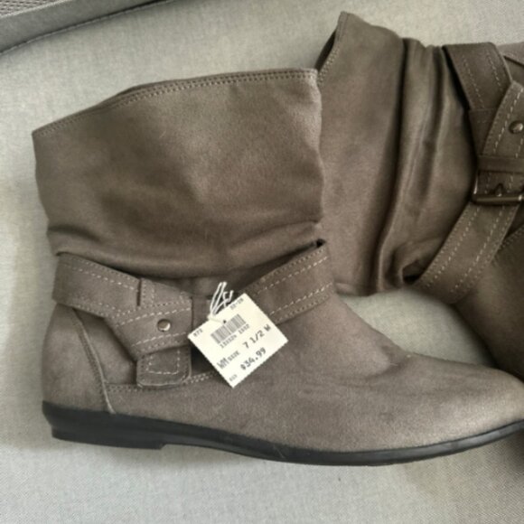 NWT Gray Ankle Boots - Picture 2 of 3